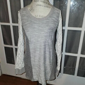 Saturday Sunday Anthropologie Womens Gray White Lace‎ Sleeve Sweater Large